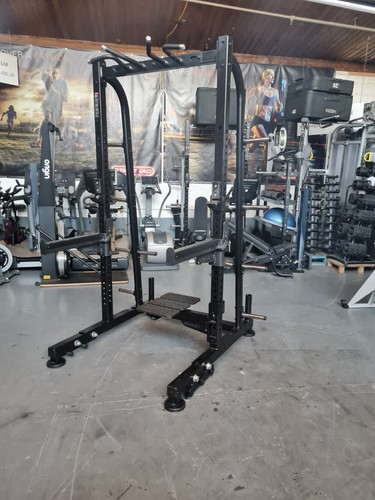 Atlantis half rack commercial - half,