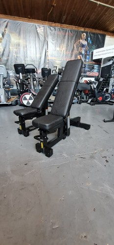 Serviced technogym pure - technogym,