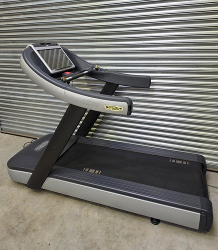 Technogym excite run now 700 - technogym,